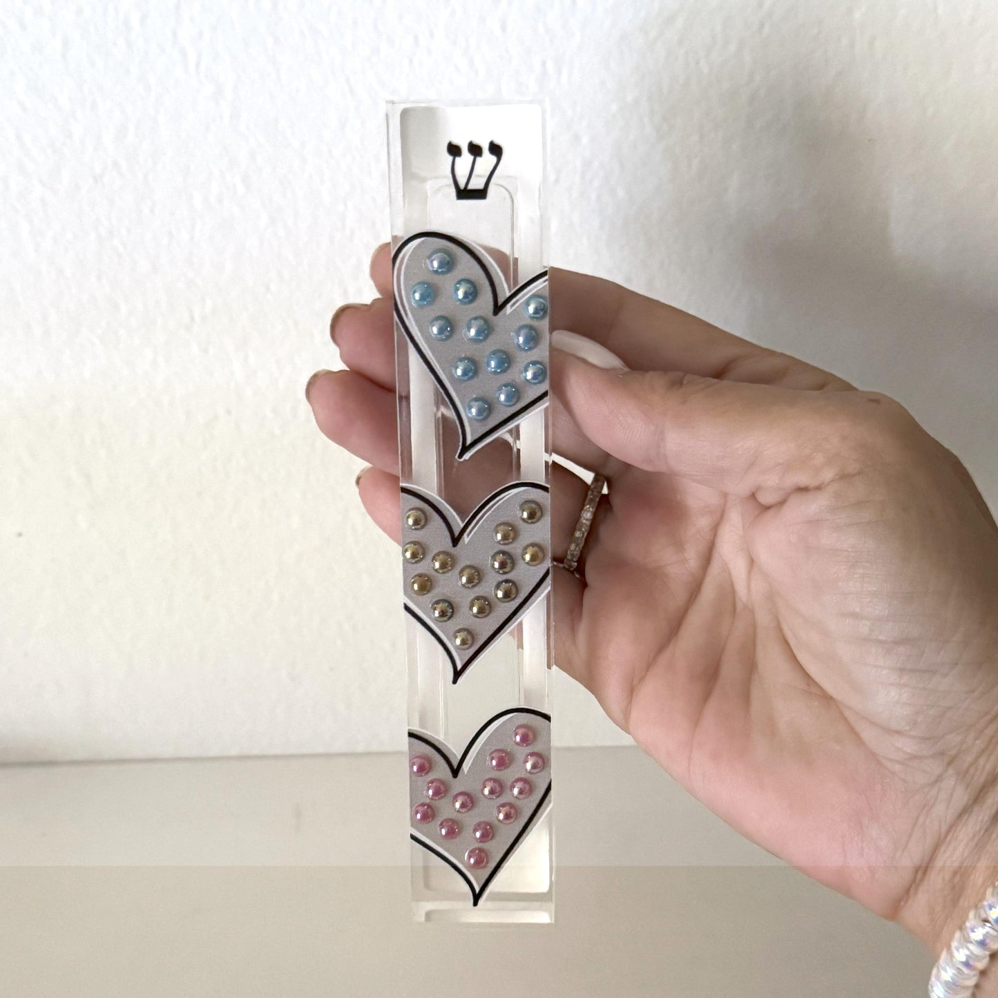 Mezuzah - Hearts Mezuzah - Embellished Acrylic Mezuzah with colored pearls - Judaica Gift - Beaded Mezuzah - Girl Room Mezuzah