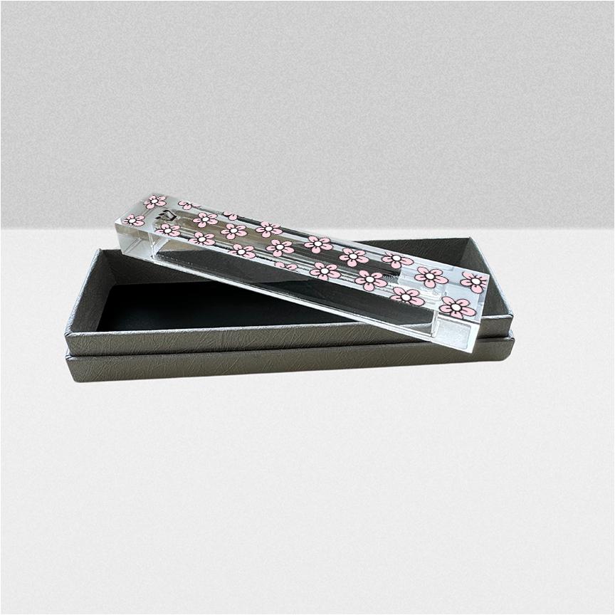 Mezuzah - Flower Mezuzah - With or without name - Acrylic Flower Mezuzah - Floral Judaica Gift - New Baby Gift - New home gift