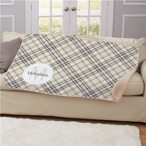 Personalized Plaid Sherpa Throw Blanket – Custom Plaid Blanket with Monogram Circle