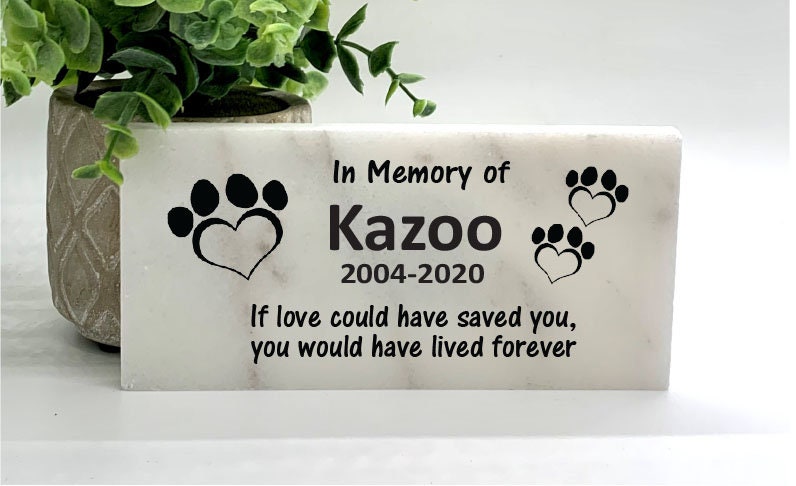 Pet Memorial Stone - Custom Heart Paw Prints | Personalized Outdoor & Indoor Plaque